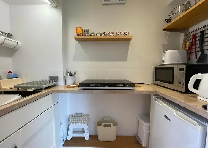 Orchard House Garden Studio - Relax Refresh Return